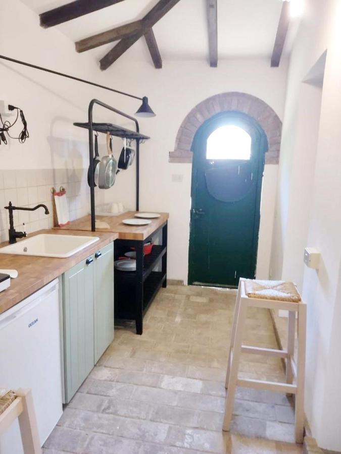 Apartamento Relais Casale Il Poggetto - Oleandri By Zoom In Earth Cecina  Exterior foto