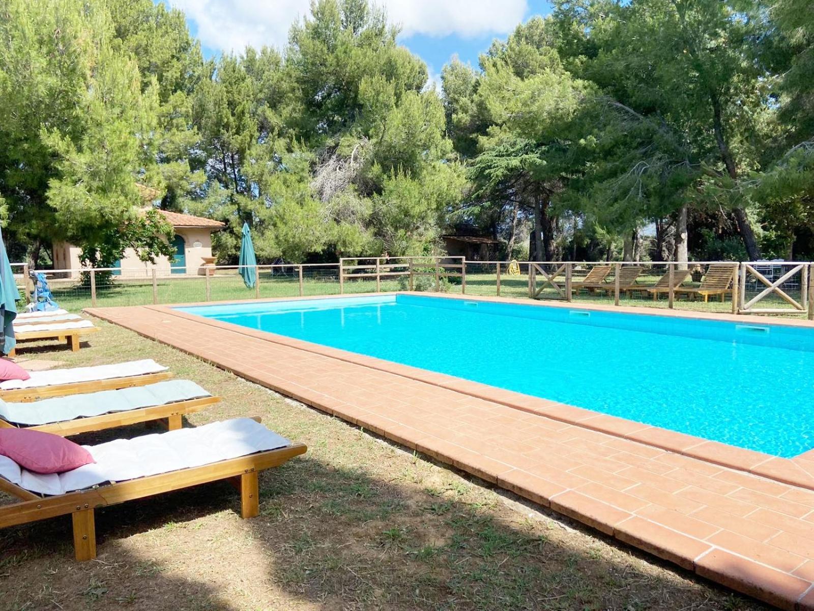 Apartamento Relais Casale Il Poggetto - Oleandri By Zoom In Earth Cecina  Exterior foto